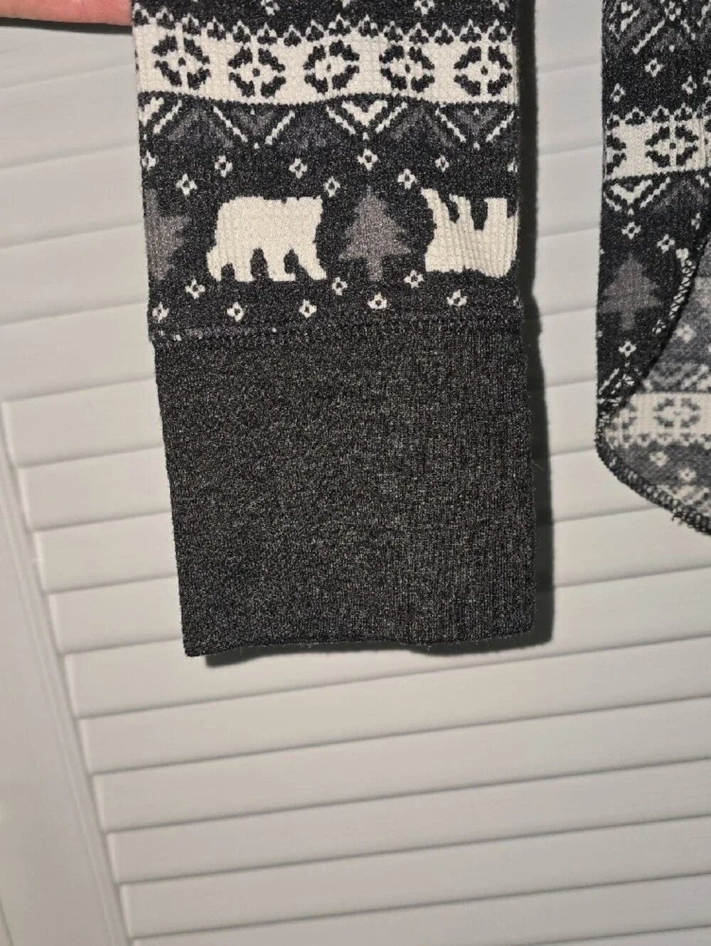 Old Navy Black and White Polar Bear Fair Isle Crewneck Sweater